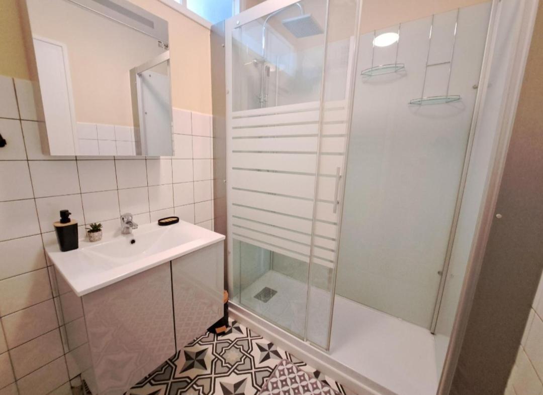 Appartement Magnifique T3 Avec Balcon Au Pied Du Metro Colbert à Tourcoing Extérieur photo